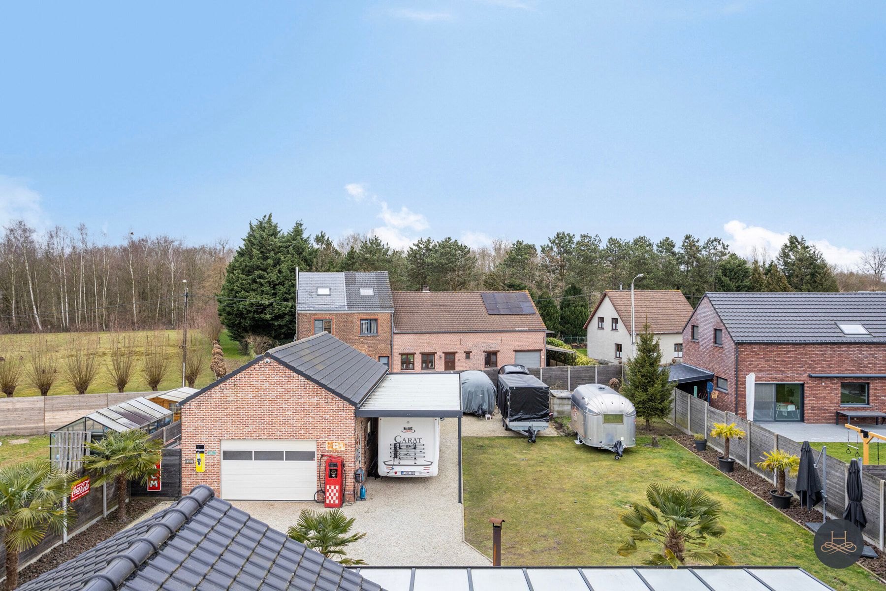 Gerenoveerde woning met grote garage/opslagplaats van +- 90 m2 foto 21