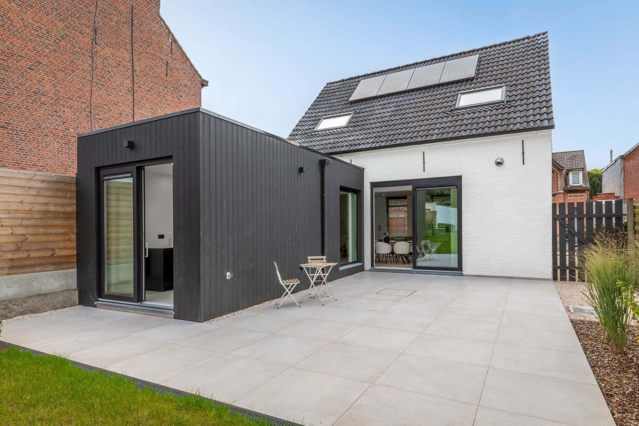 Moderne vrijstaande woning met luxe afwerking en ruime tuin foto 10