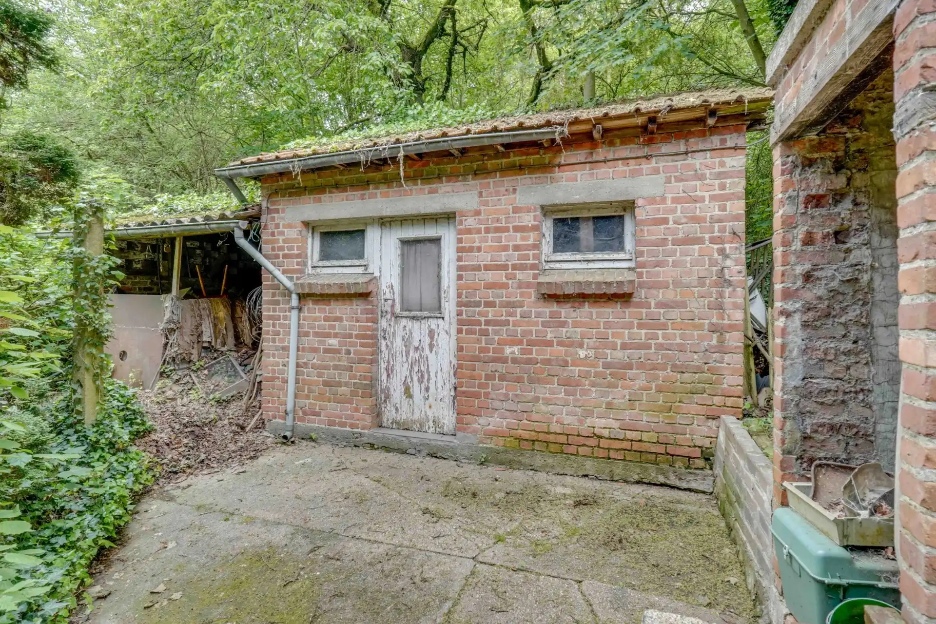 Huis  met 4 slaapkamers en dubbele garage foto 25