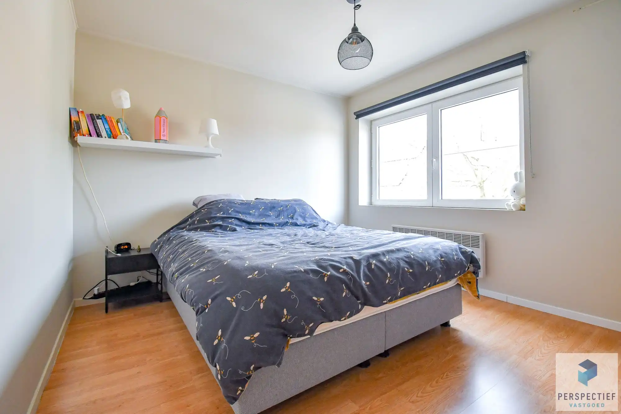 Rustig gelegen ruime halfopen woning met uitweg & bijgebouw/garage foto 14