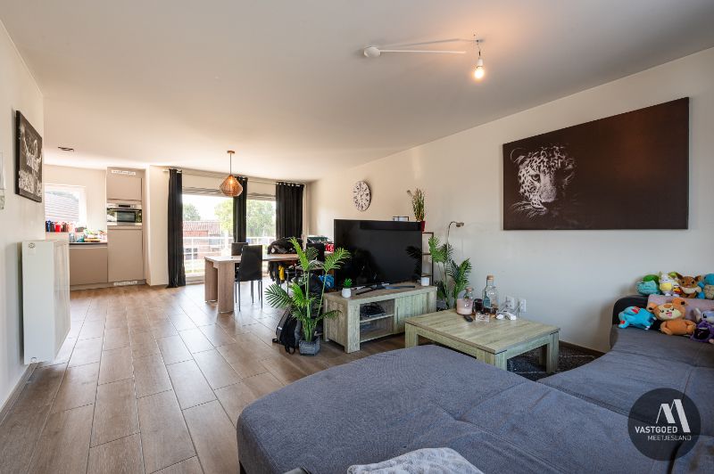 Recente eigendom met de voordelen van een huis en een appartement! foto 6