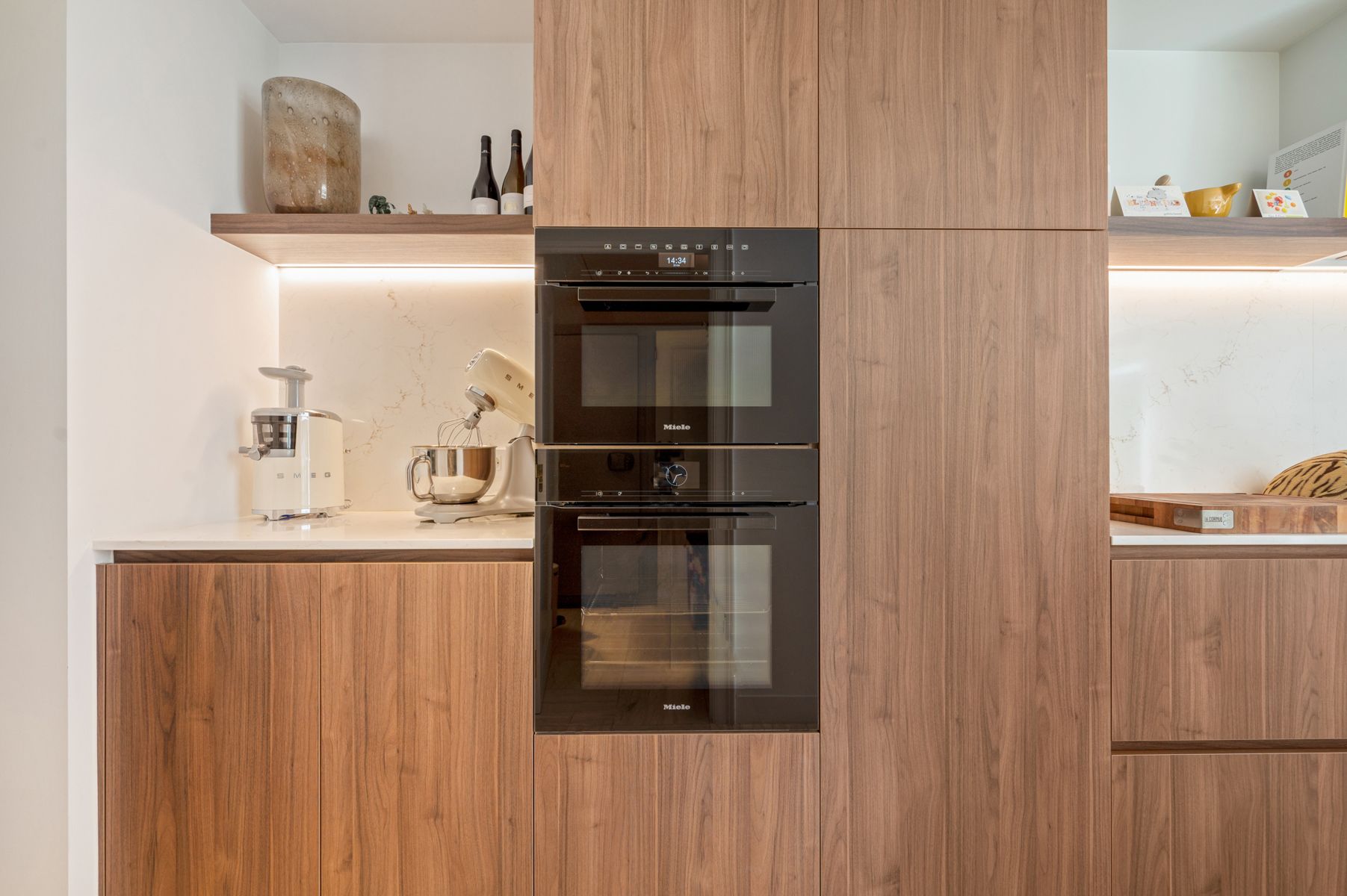 Residentiëel gelegen gelijkvloerse villa op ca. 3.008 m². foto 13