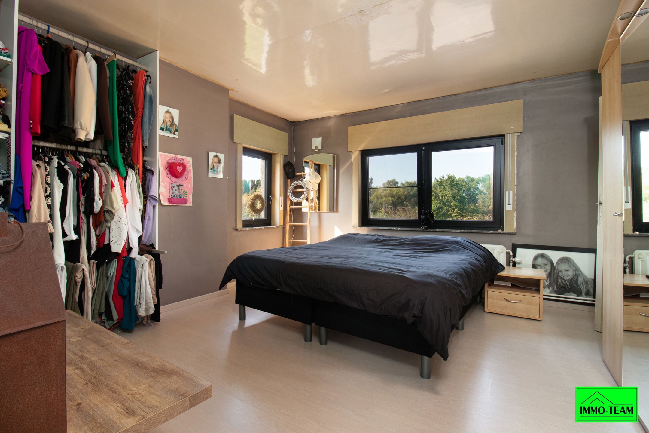 Gezellige, gerenoveerde 3-gevelwoning met 5 slaapkamers foto 14
