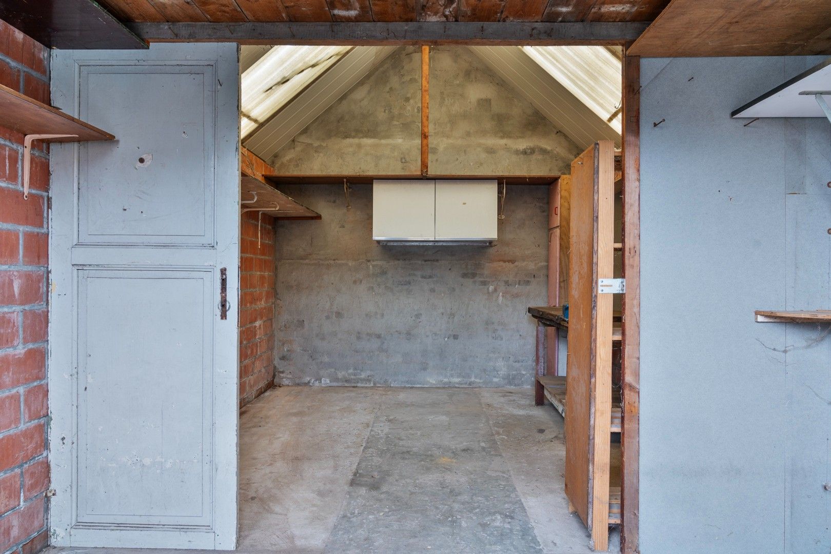 HEEL RUSTIG GELEGEN - TE RENOVEREN - WOONHUIS MET 4 SLPK, TUIN EN TUINBERGING foto 29