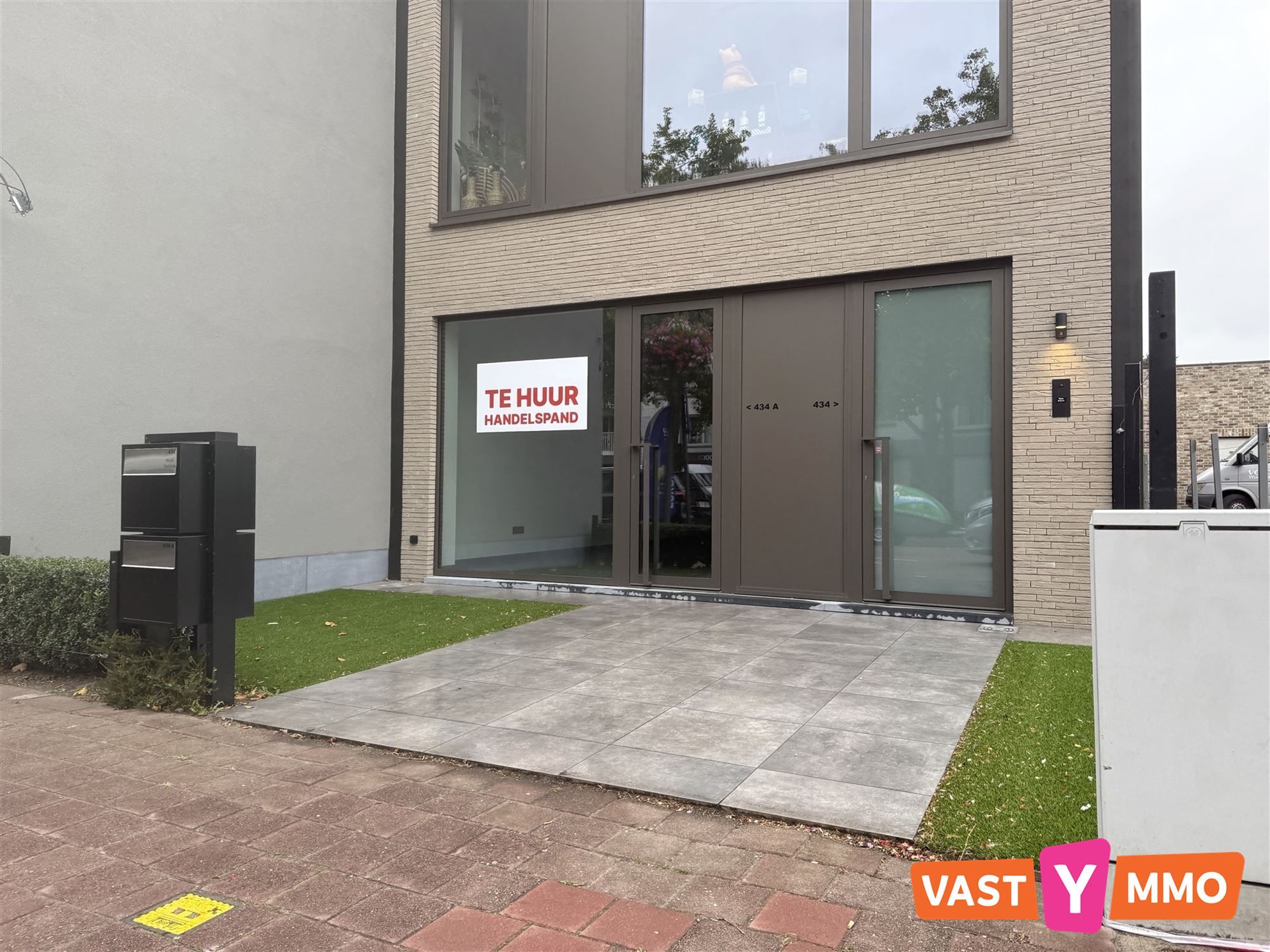 Commerciële ruimte te huur Bredabaan 434 - 2990 WUUSTWEZEL