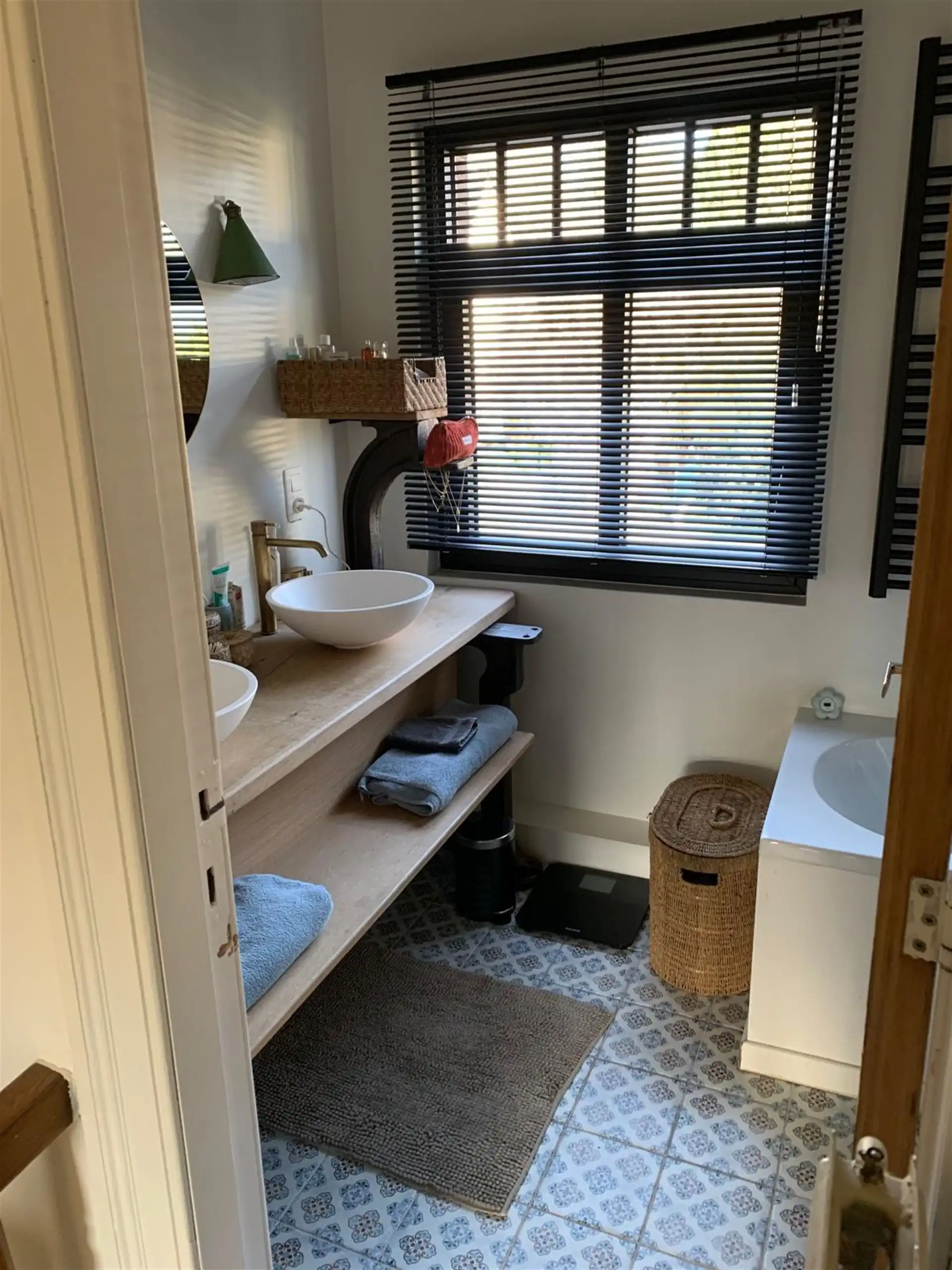 Instapklare woning met 2 slpk en ruime tuin! foto 9