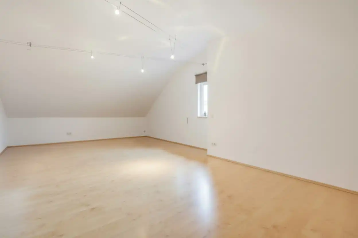 Ruime woning met 5 slaapkamers en binnenzwembad foto 19