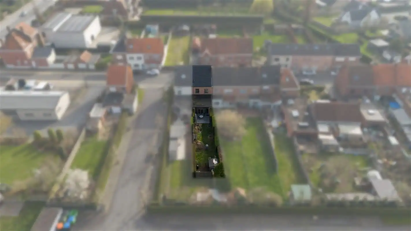 Instapklare woning van 2016 met mooi tuinperceel foto 19