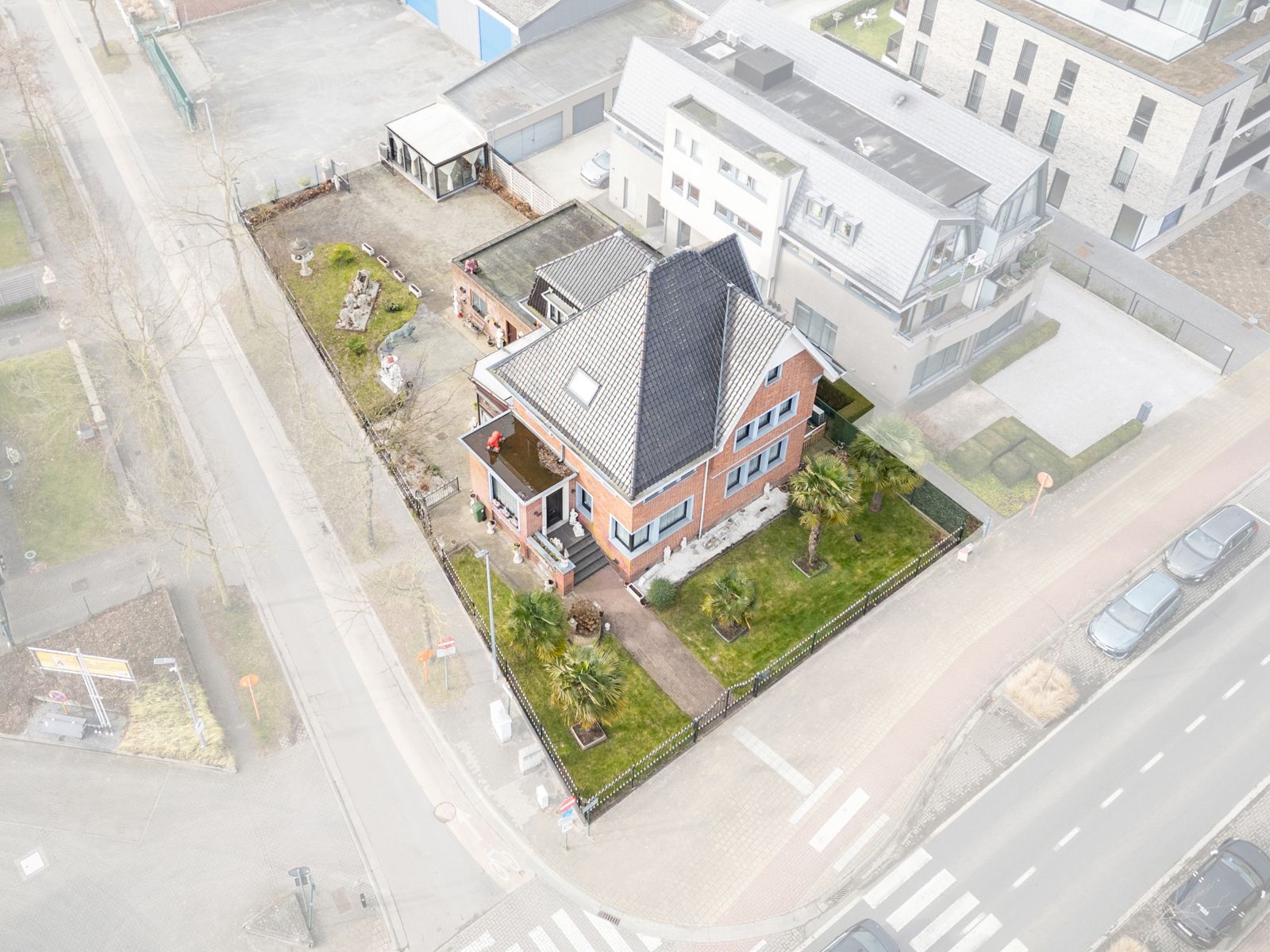 Klassieke, Charmante Vrijstaande Villa te Koop in het geliefde Merelbeke. foto 28