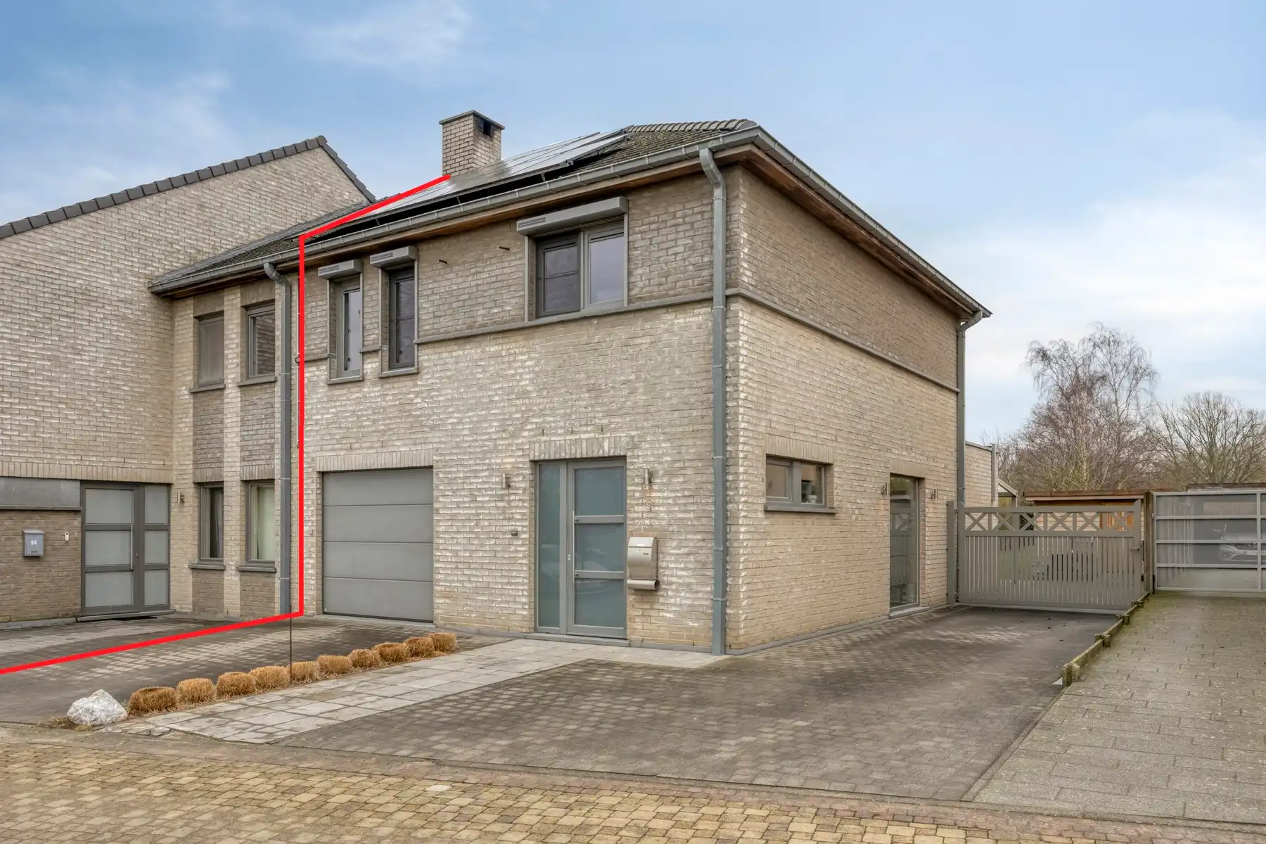 Landelijk gelegen 3-gevel met 3 slaapkamers en EPC A foto {{pictureIndex}}