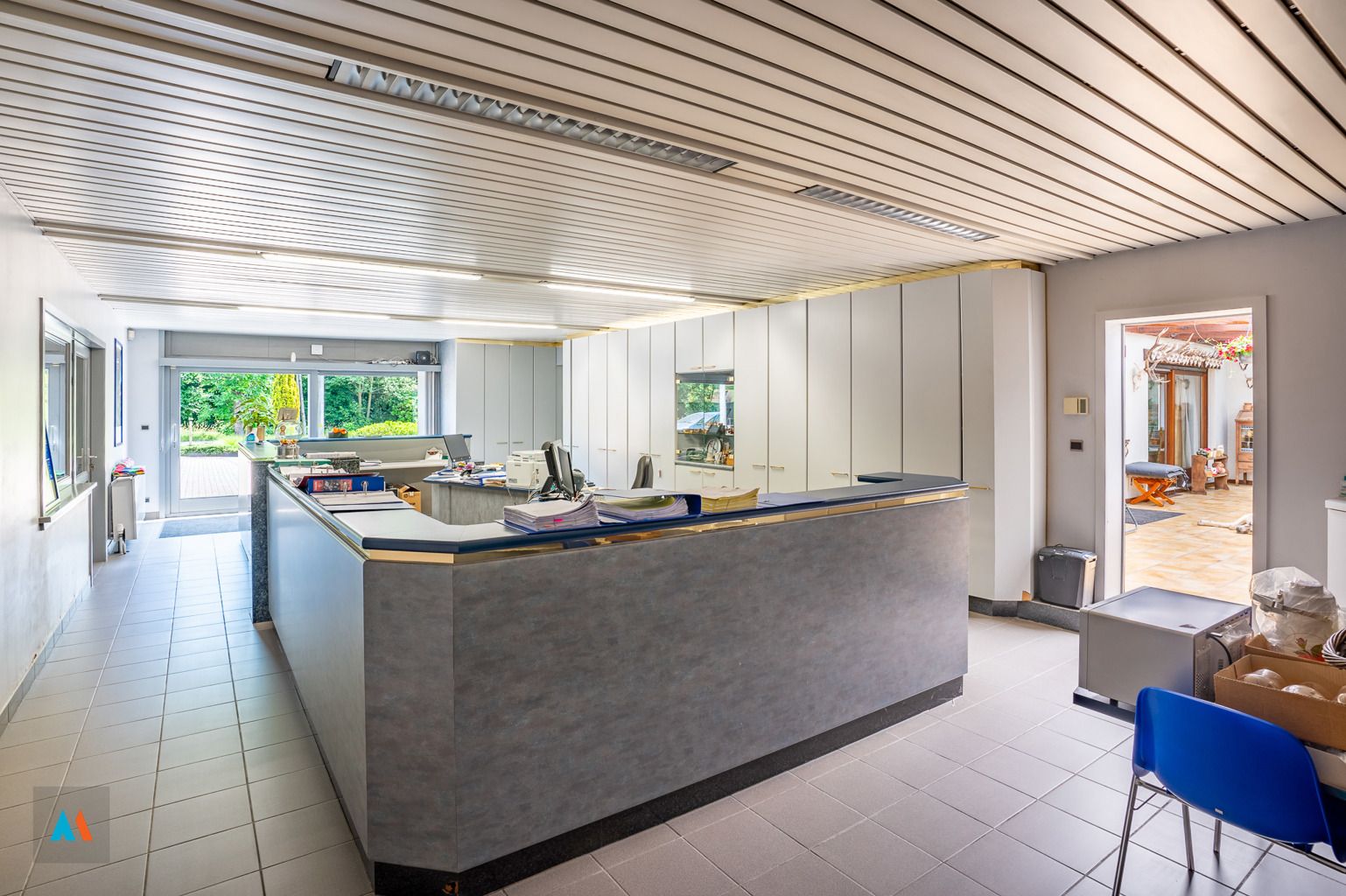 Garagebedrijf met woonst foto 10