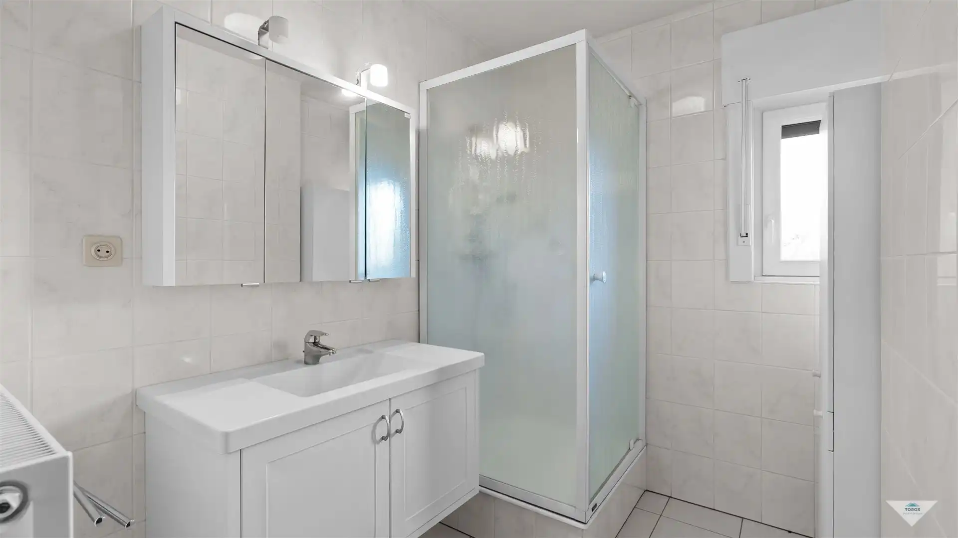 Te renoveren alleenstaande woning op toplocatie foto 13