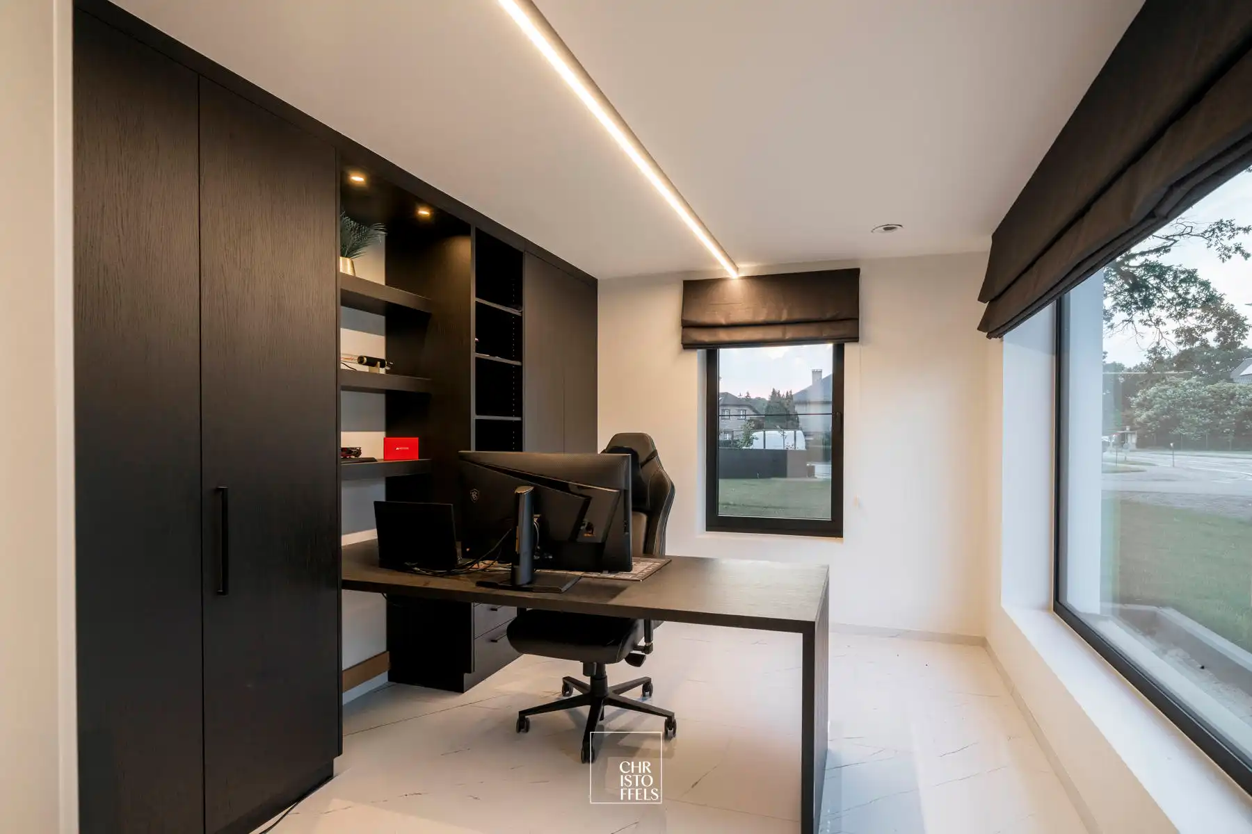 Luxe nieuwbouwvilla van 336 m² op een perceel van 1.313 m² foto 13