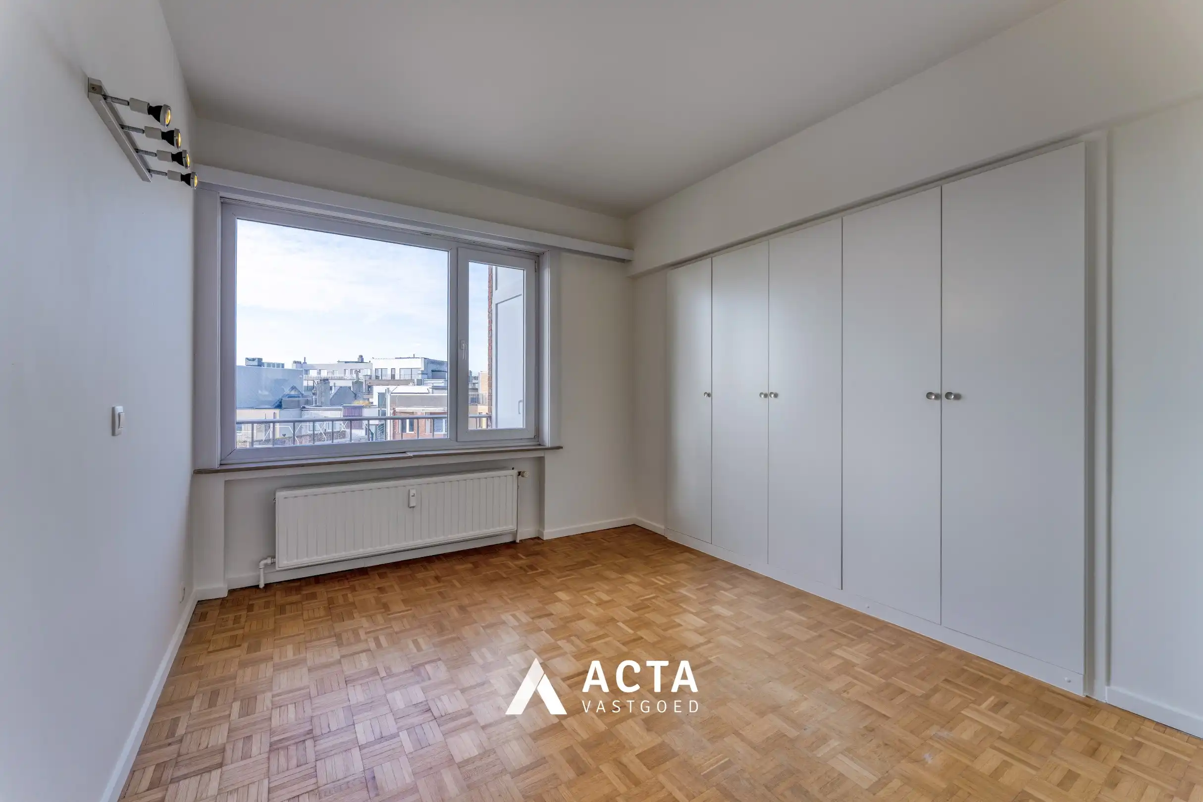 Appartement met twee slaapkamers op het Leopold I-Plein foto 11