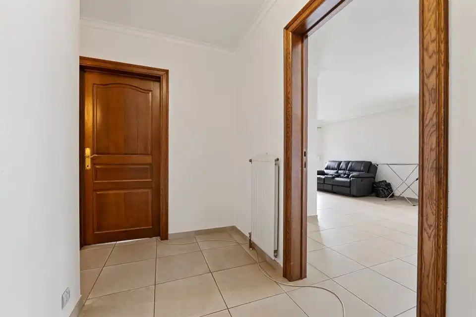 GEZELLIG 2-SLK APPARTEMENT VLAKBIJ HET CENTRUM VAN SINT-TRUIDEN foto 5