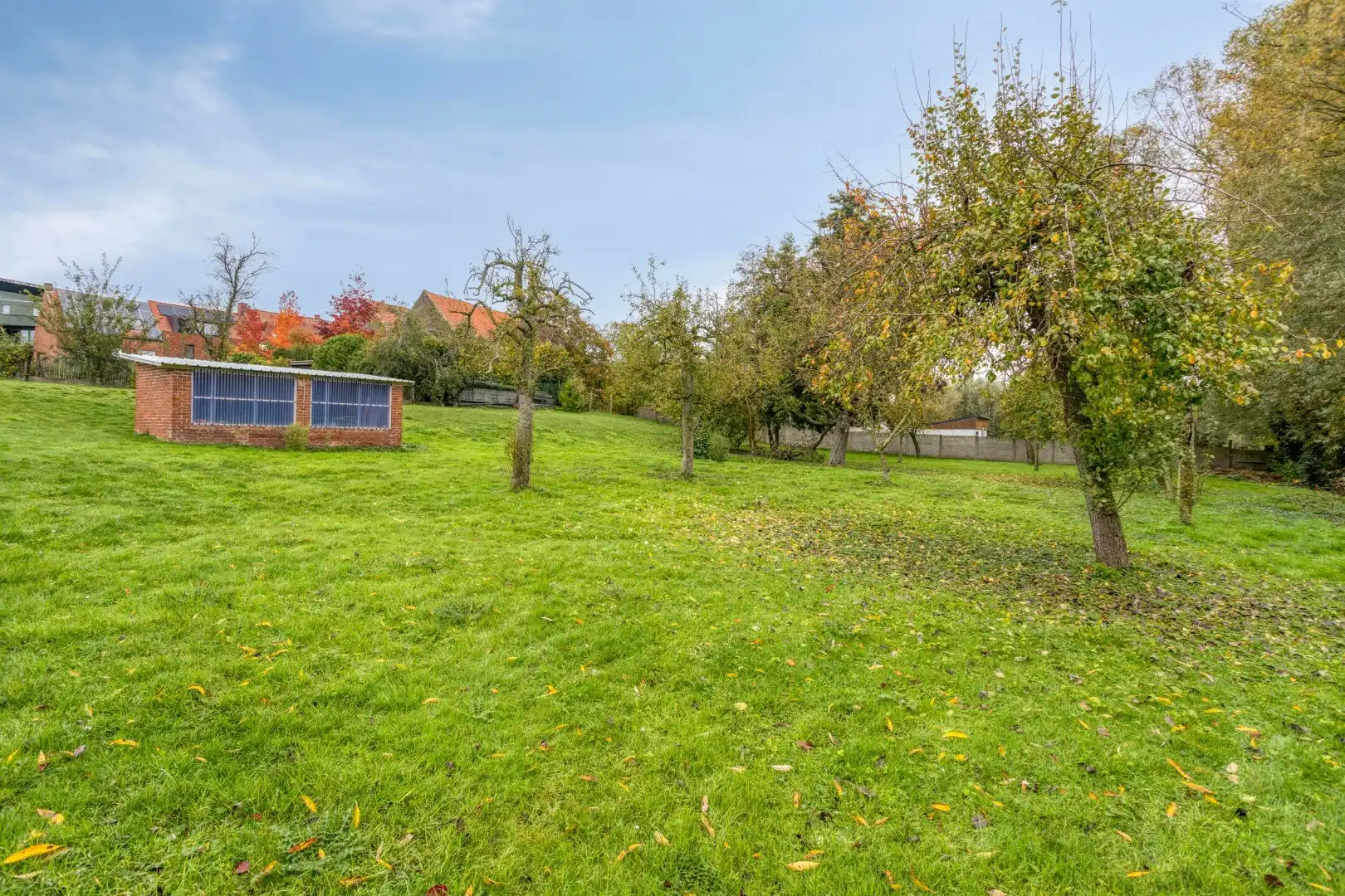 Eclectisch burgerhuis met landelijke verzichten op 2659 m² in centrum Kuurne. foto 24