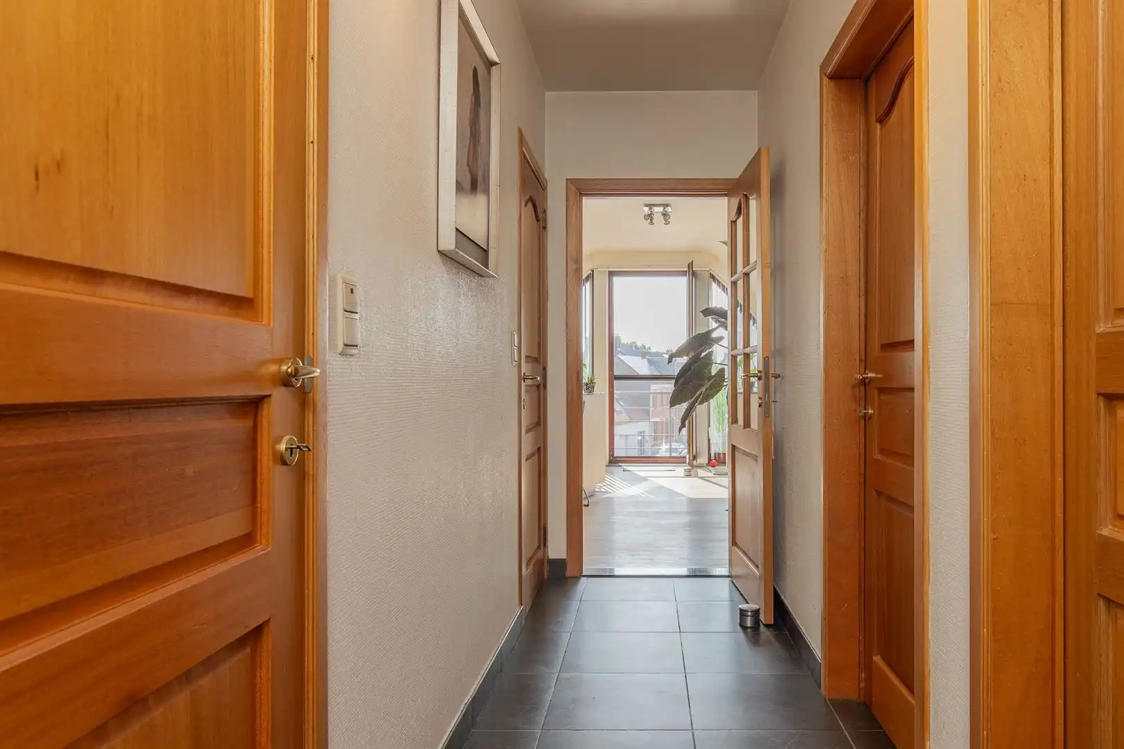 Instapklaar dakappartement met terras en EPC-label A in Beveren foto 19