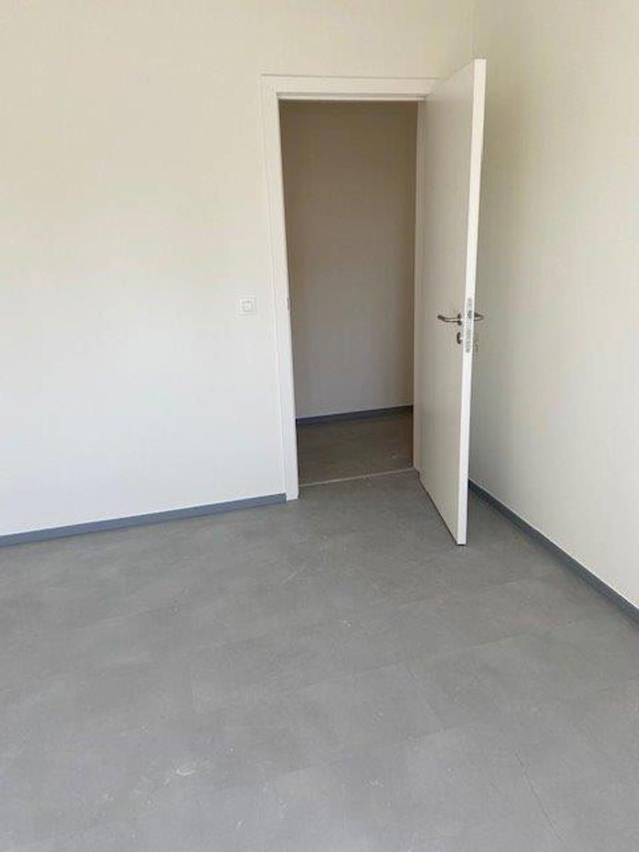 Instapklare kantoorruimte te huur in Asse, Brusselsesteenweg foto 7