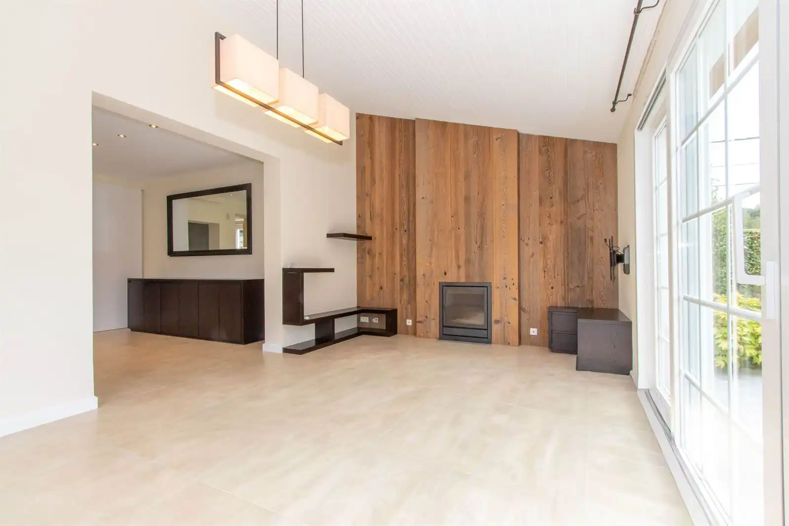 volledig gerenoveerde Woning foto 5