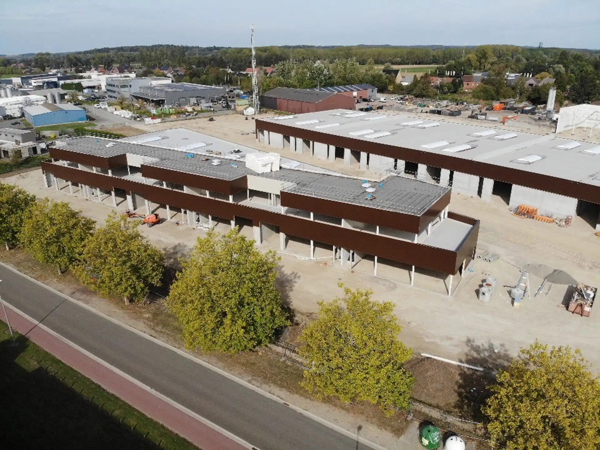 KMO-UNIT van 288M² - STADSBEEMD IN HALEN foto 9