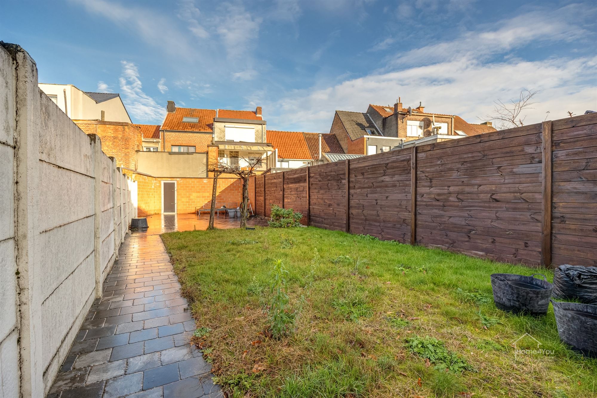 Charmante lichtrijke woning met ruime tuin foto 10