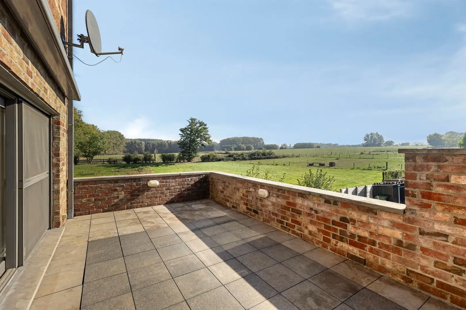 Opbrengsteigendom bestaande uit 2 grote app foto 39