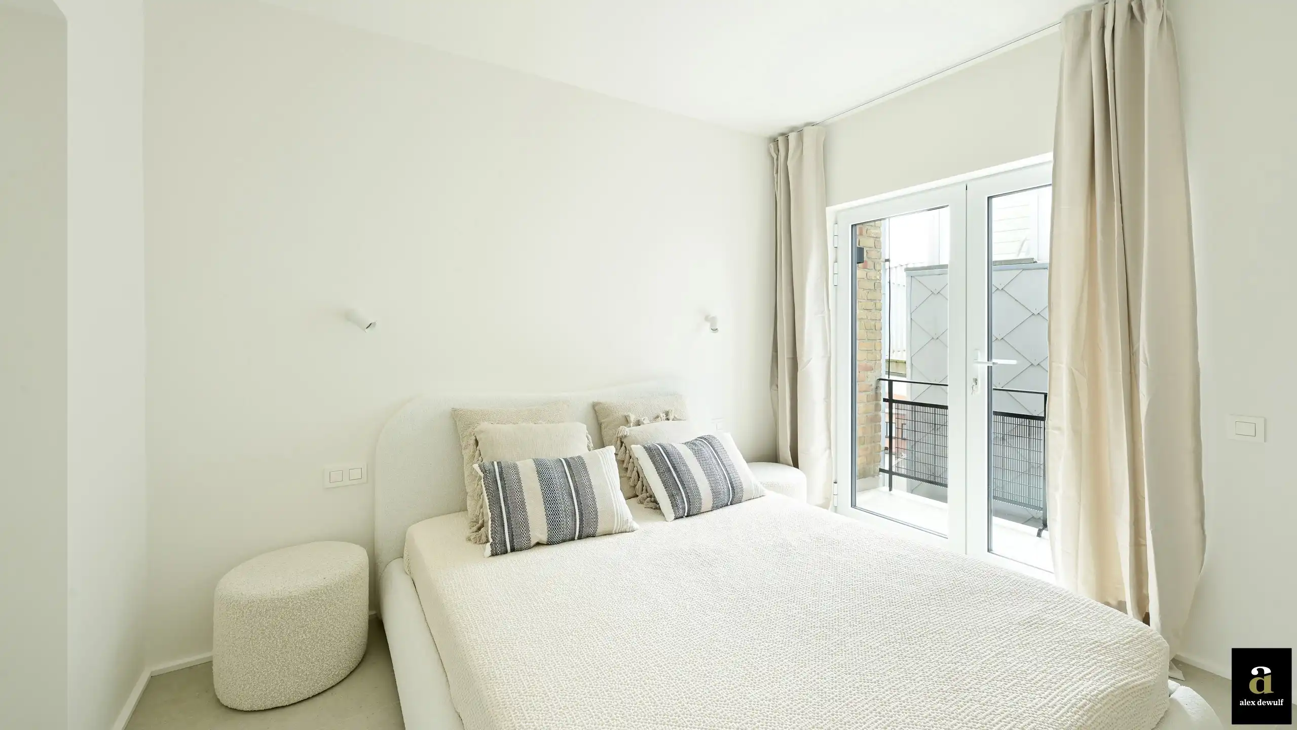 Mooi vakantie-appartement op de Zeedijk nabij het Rubensplein foto 15