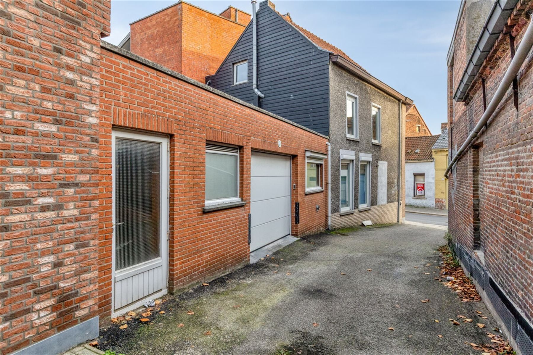 Halfopen bebouwing met 4 slaapkamers en garage foto 21