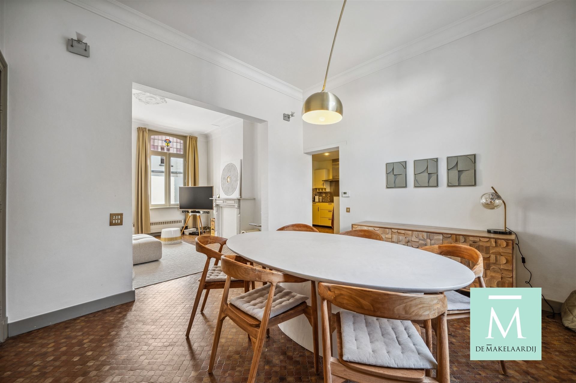 Zeer ruime en charmante woning met fijne tuin en ruime garage foto 13