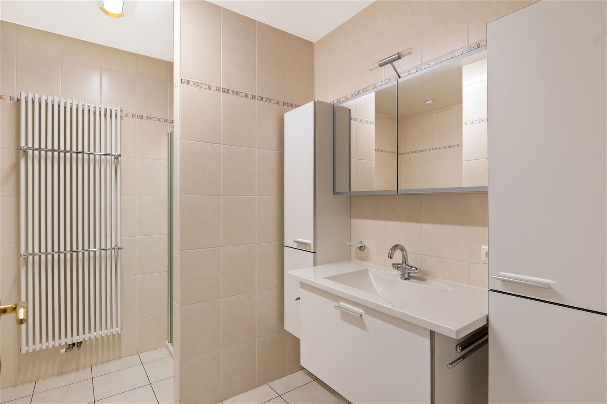 Recent, perfect instapklaar appartement te Putte foto 10