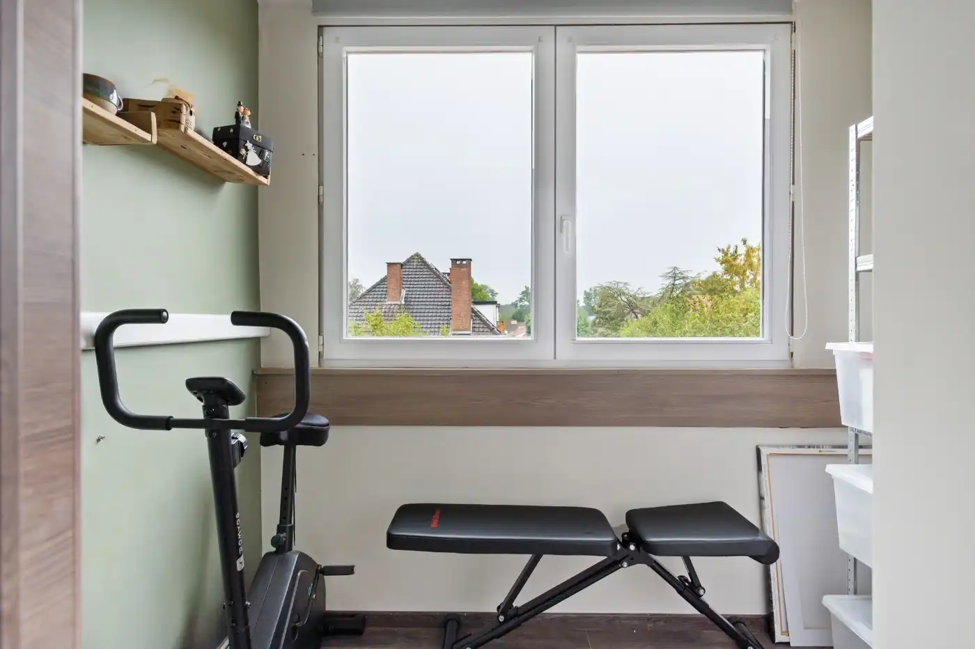 Instapklare bel-etage met 2 slpk, garage én gezellige tuin foto 13