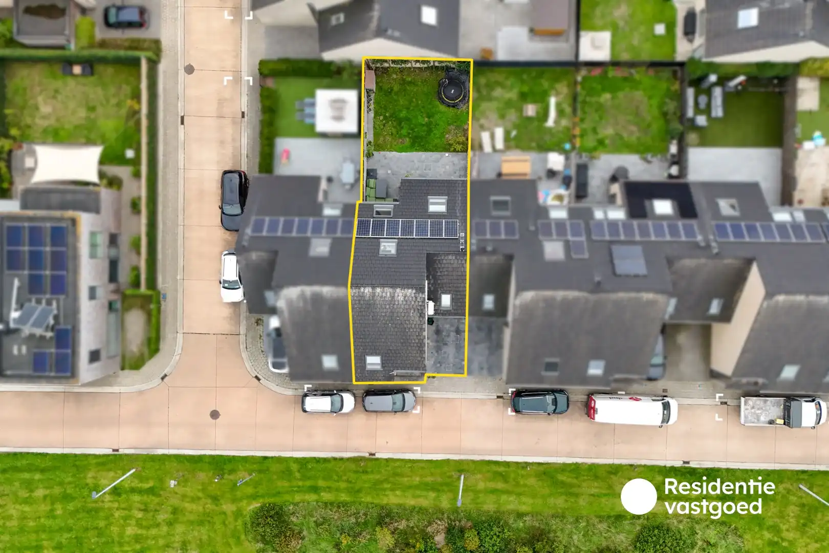 Instapklare woning te koop met garage en tuin! foto 17