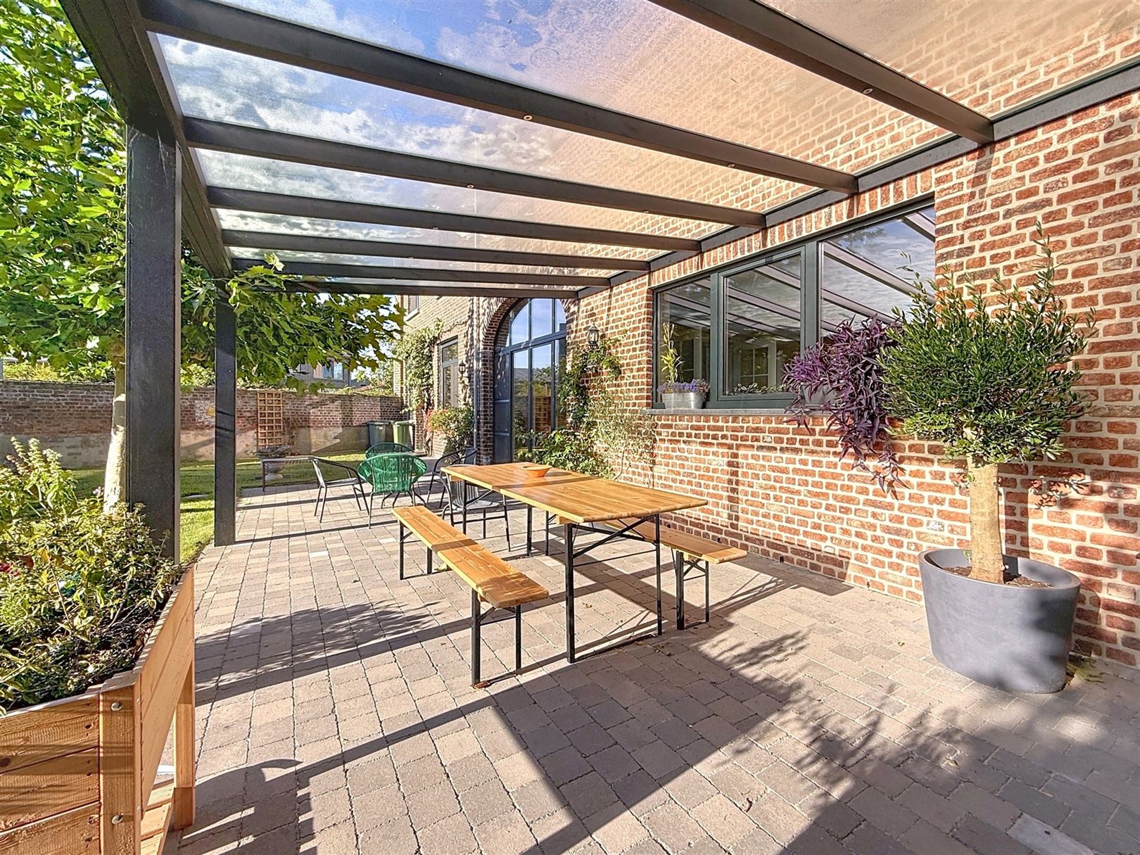 Gerenoveerde ruime woning, tuin, bijgebouw, 5a 45ca foto 7