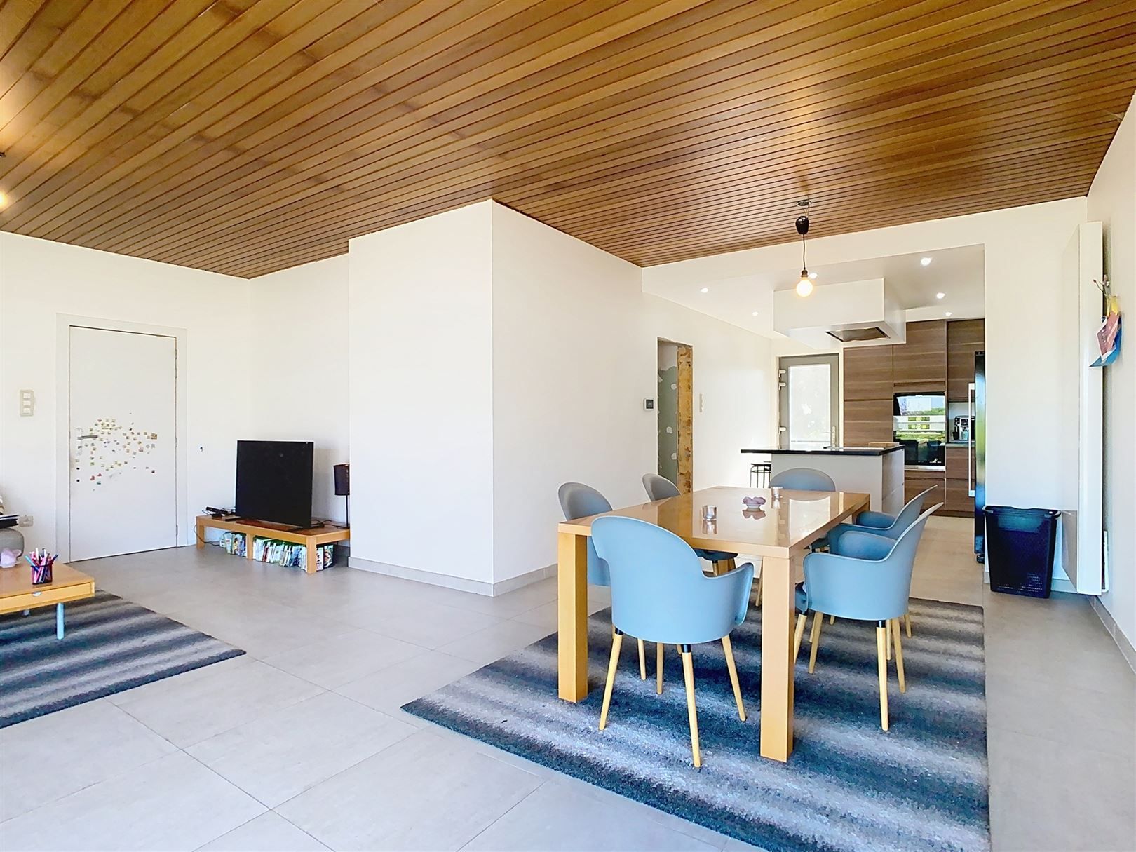 Ruime woning af te werken, 3/5 slpks, garage, tuin, 16a 03ca foto 9