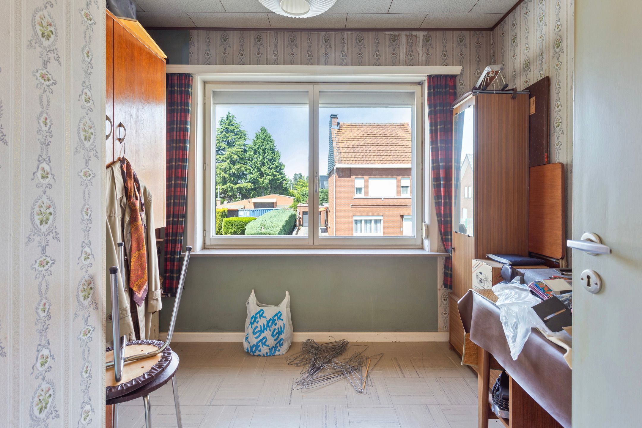 Te renoveren woning op centrale ligging foto 9