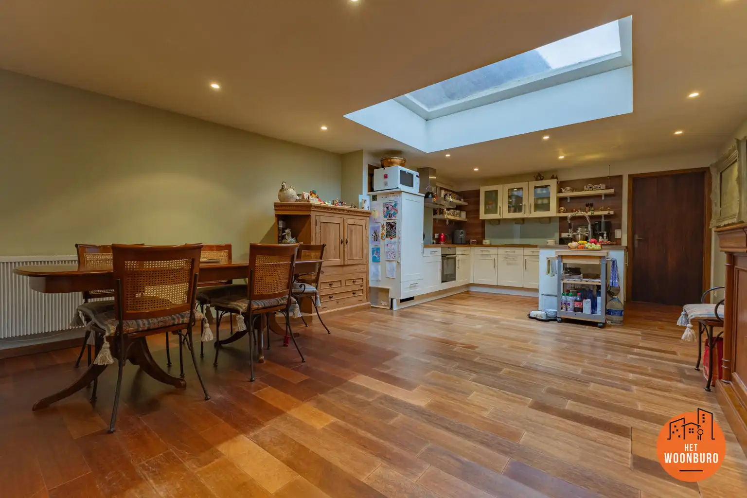 Karaktervolle woning met 4 slpks, garage, bijgebouw en tuin foto 27