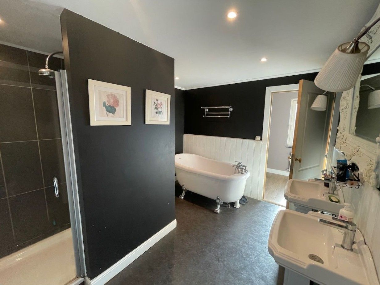 Gerenoveerde woning in landelijke stijl te Wijgmaal foto 11