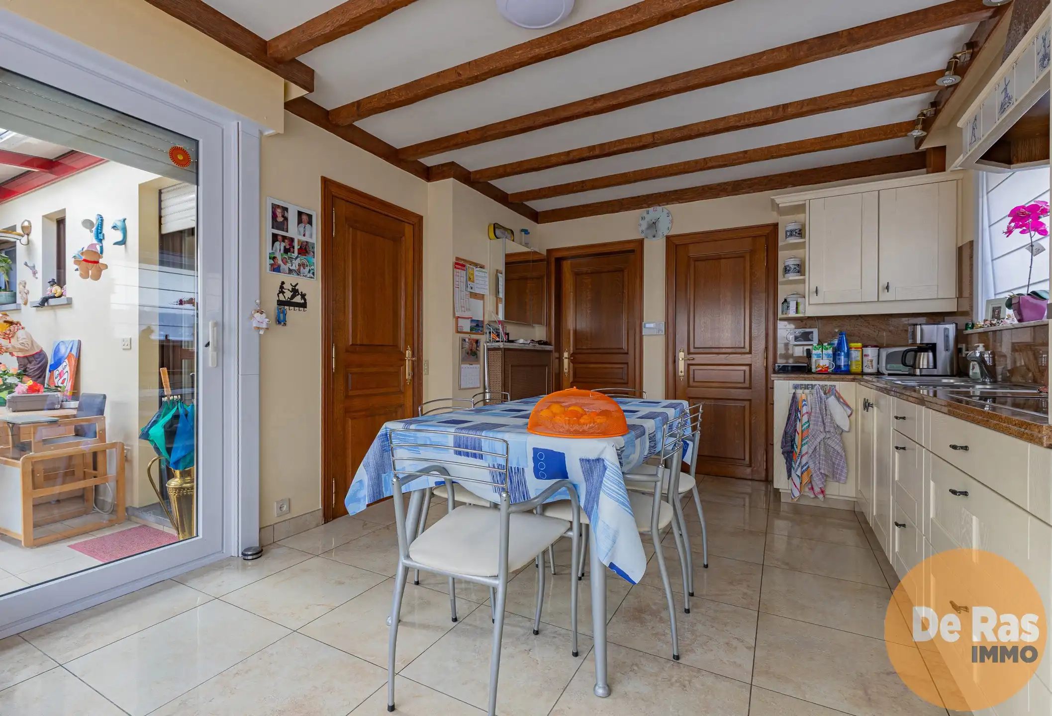 IZEGEM - Stevige HOB met ruime loods foto 5