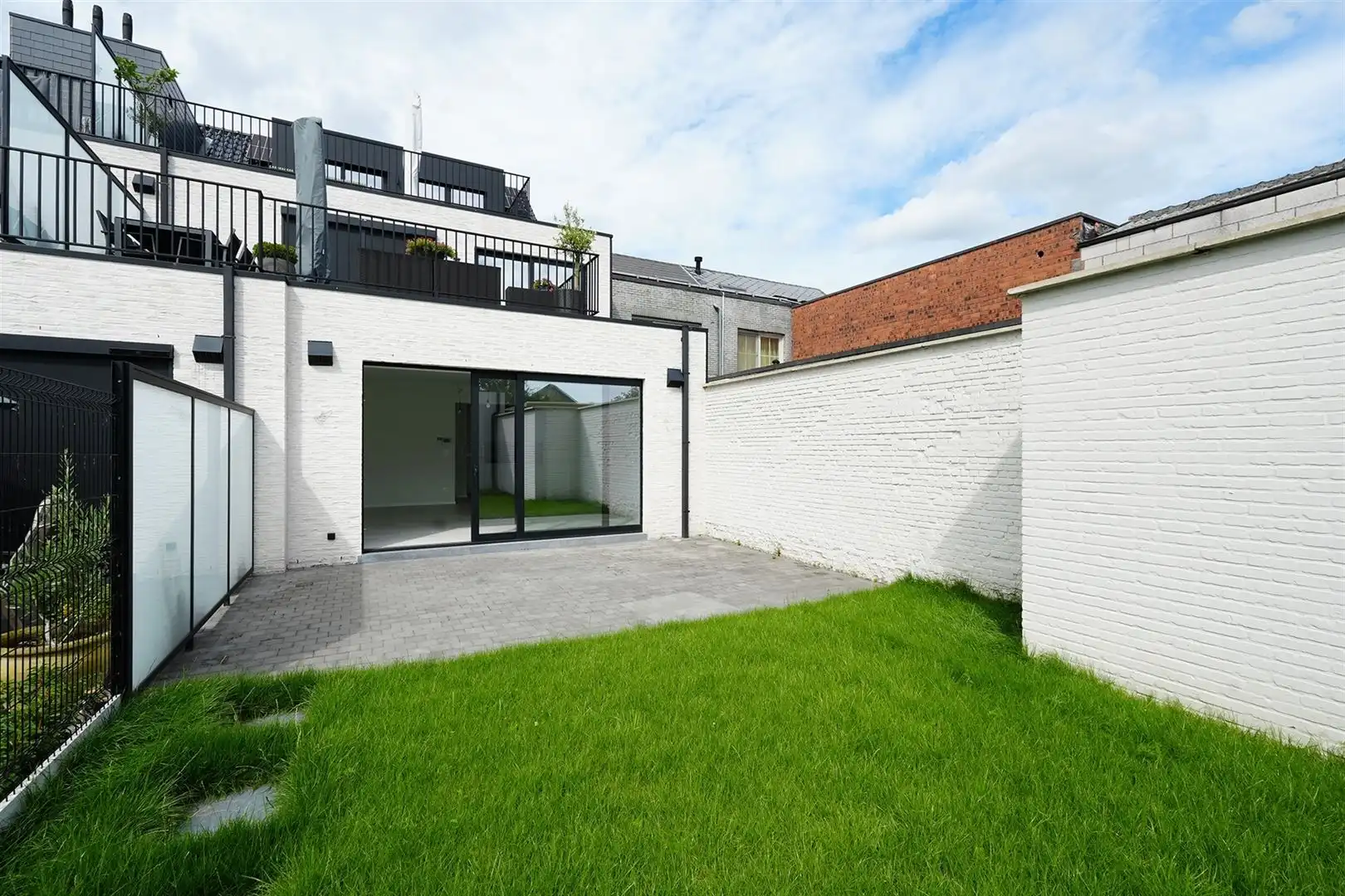 2-slpk-app, terras en tuin! Kopen onder 2% reg. kan! foto 2