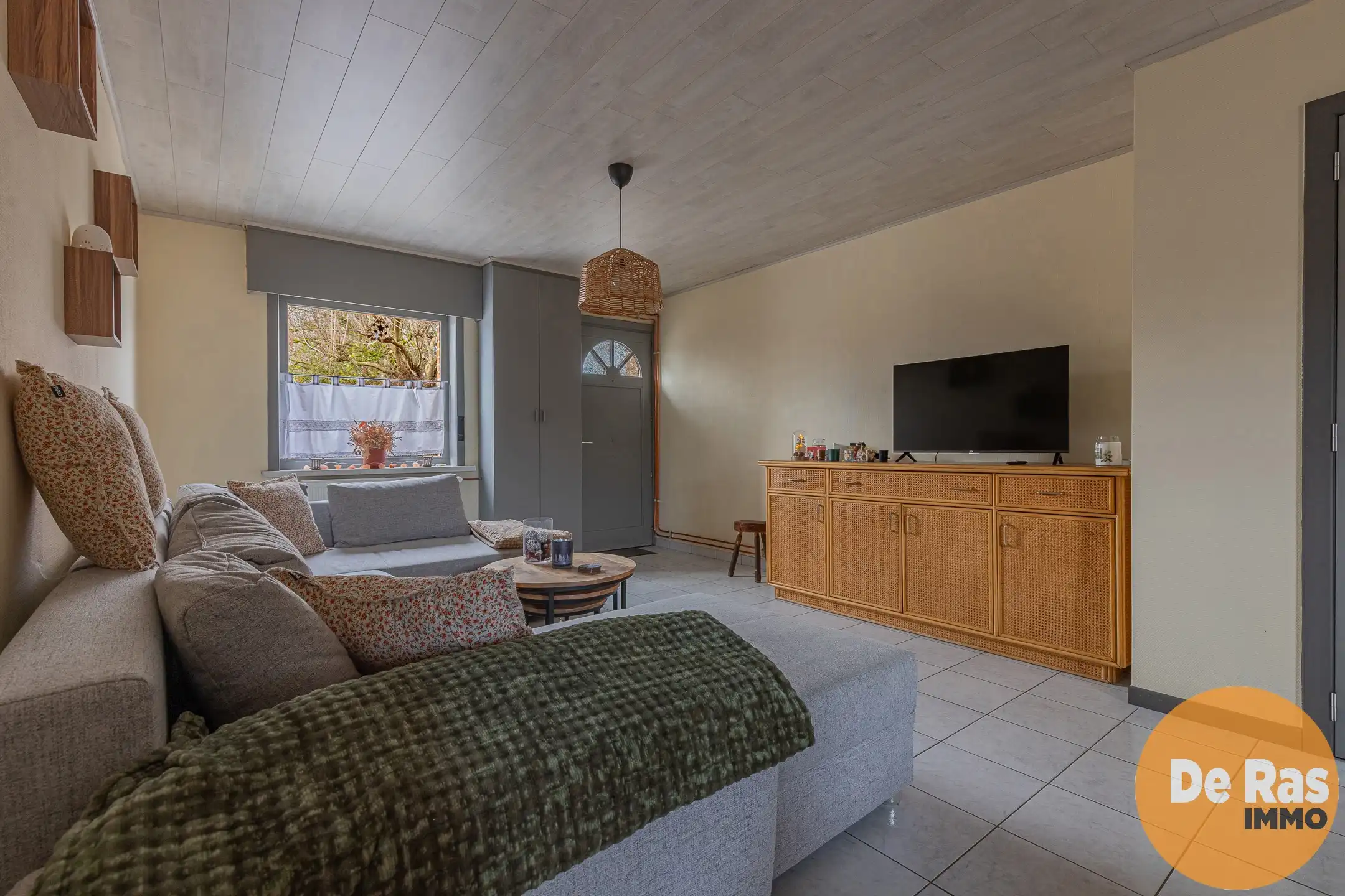 WICHELEN - Instapklare woning met alle comfort en grote tuin foto 4