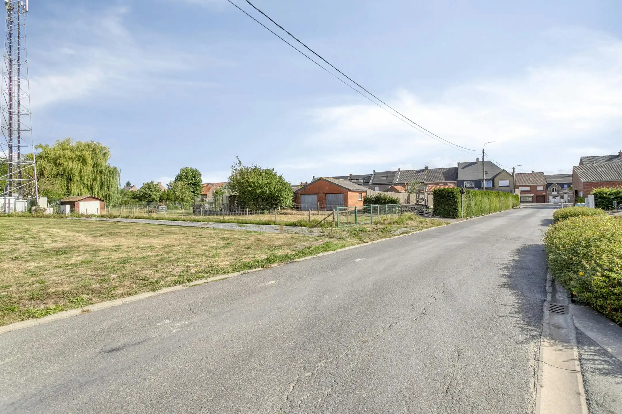 Karaktervol huis met zonnige tuin, 3 slaapkamers én garage met uitweg foto 25