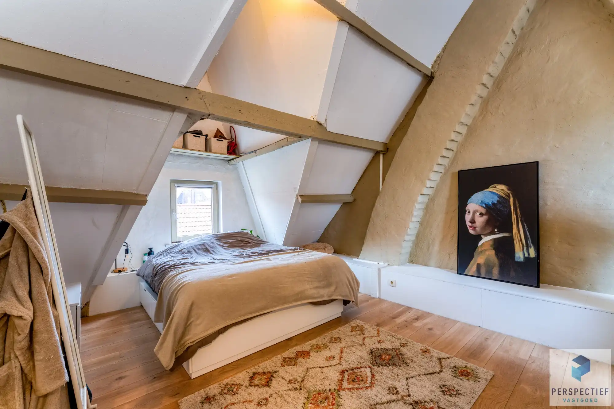 Mooie INSTAPKLARE stadswoning met 3 slpk en koer foto 12