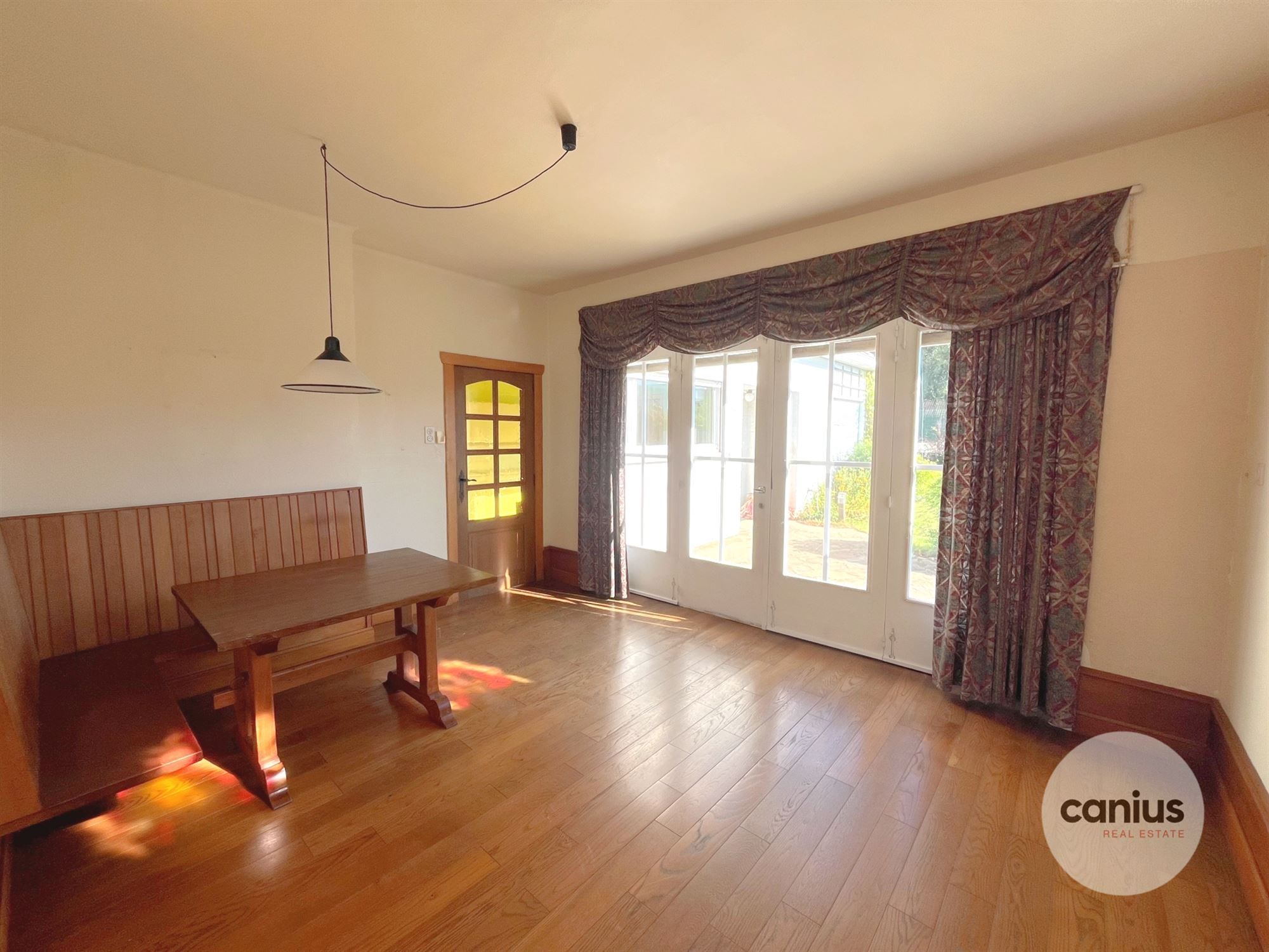 CHARMANTE WONING MET 4 SLKS, OP7A50CA NABIJ HET CENTRUM foto 5