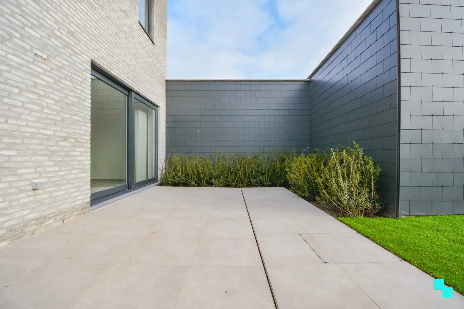 Volledig afgewerkte nieuwbouwwoning met carport te Sleihage foto 22