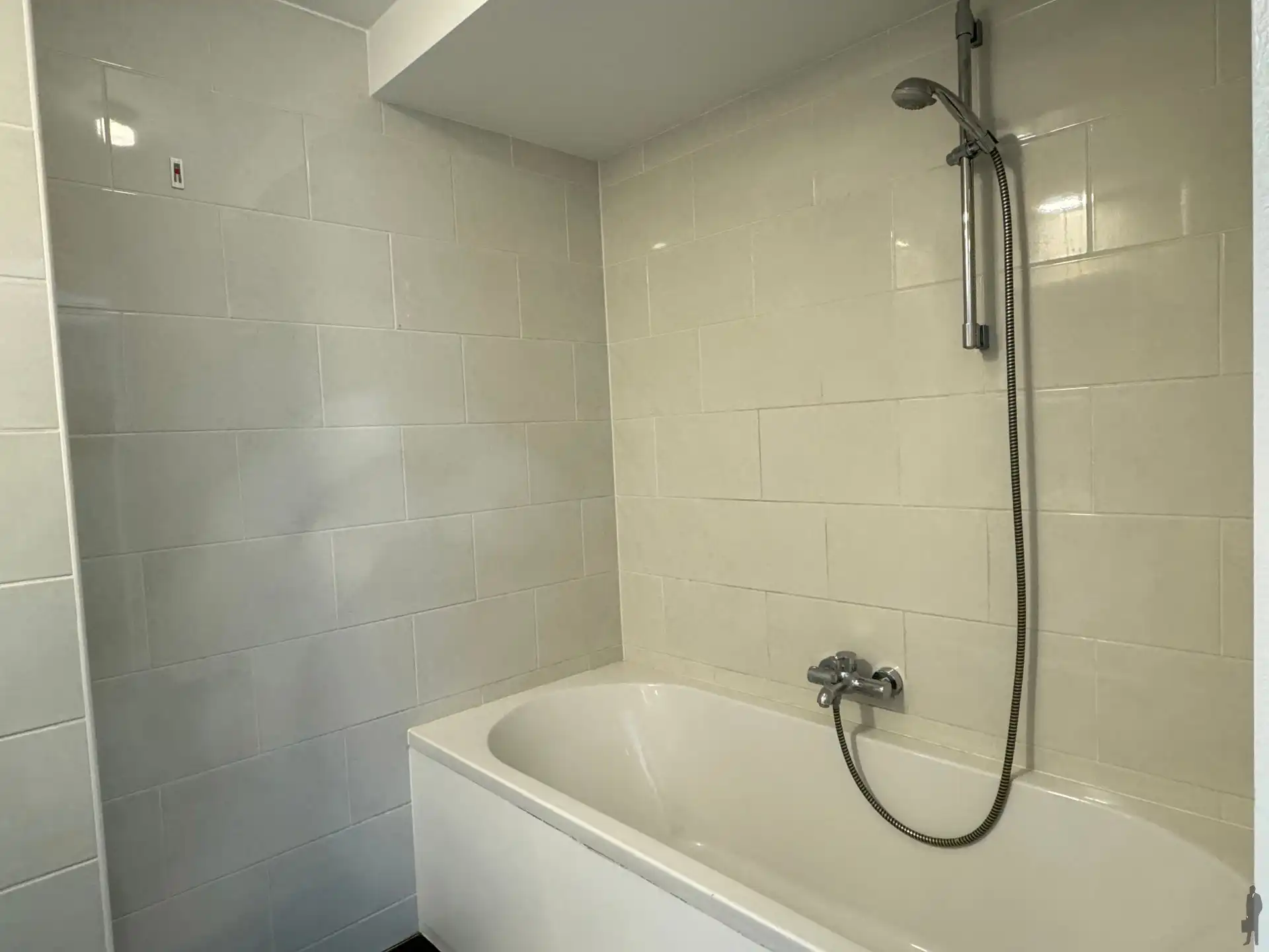 Gezellig, gemeubeld appartement met 1 slaapkamer in hartje Antwerpen! foto 7