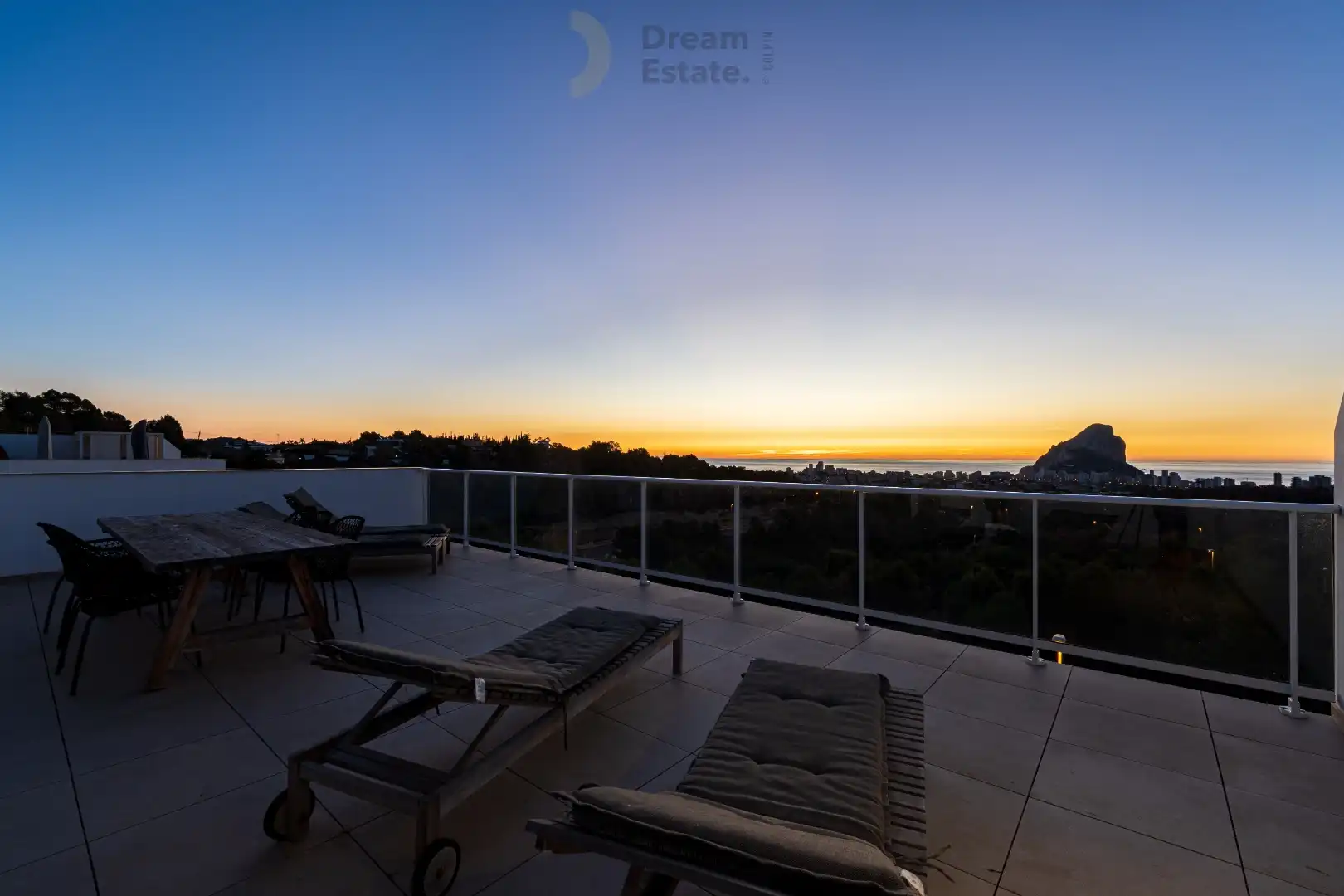 Exclusief Penthouse in Calpe – Luxe leven met panoramisch zeezicht foto 5