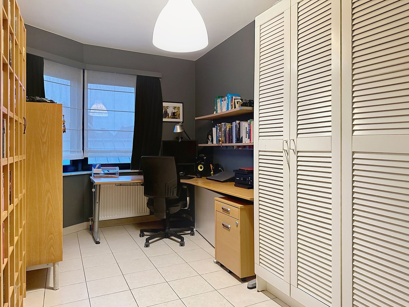 Ruim appartement met drie slaapkamers foto 14