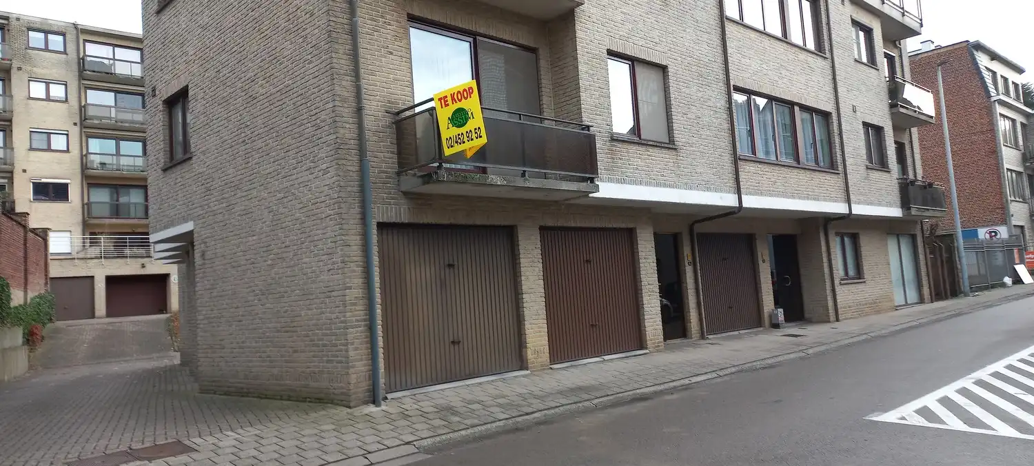 Appartement te Asse-centrum te koop foto {{pictureIndex}}