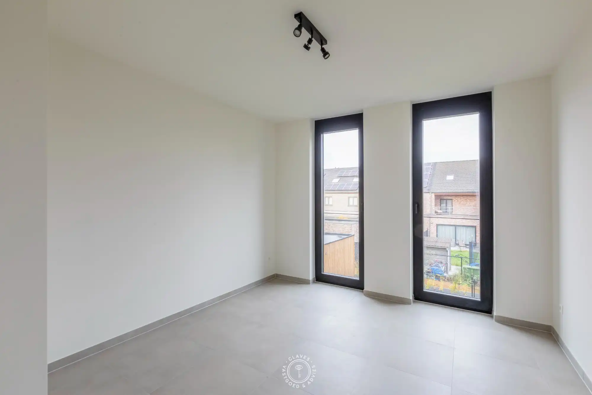 Stijlvol nieuwbouwappartement met 2 slaapkamers foto 9
