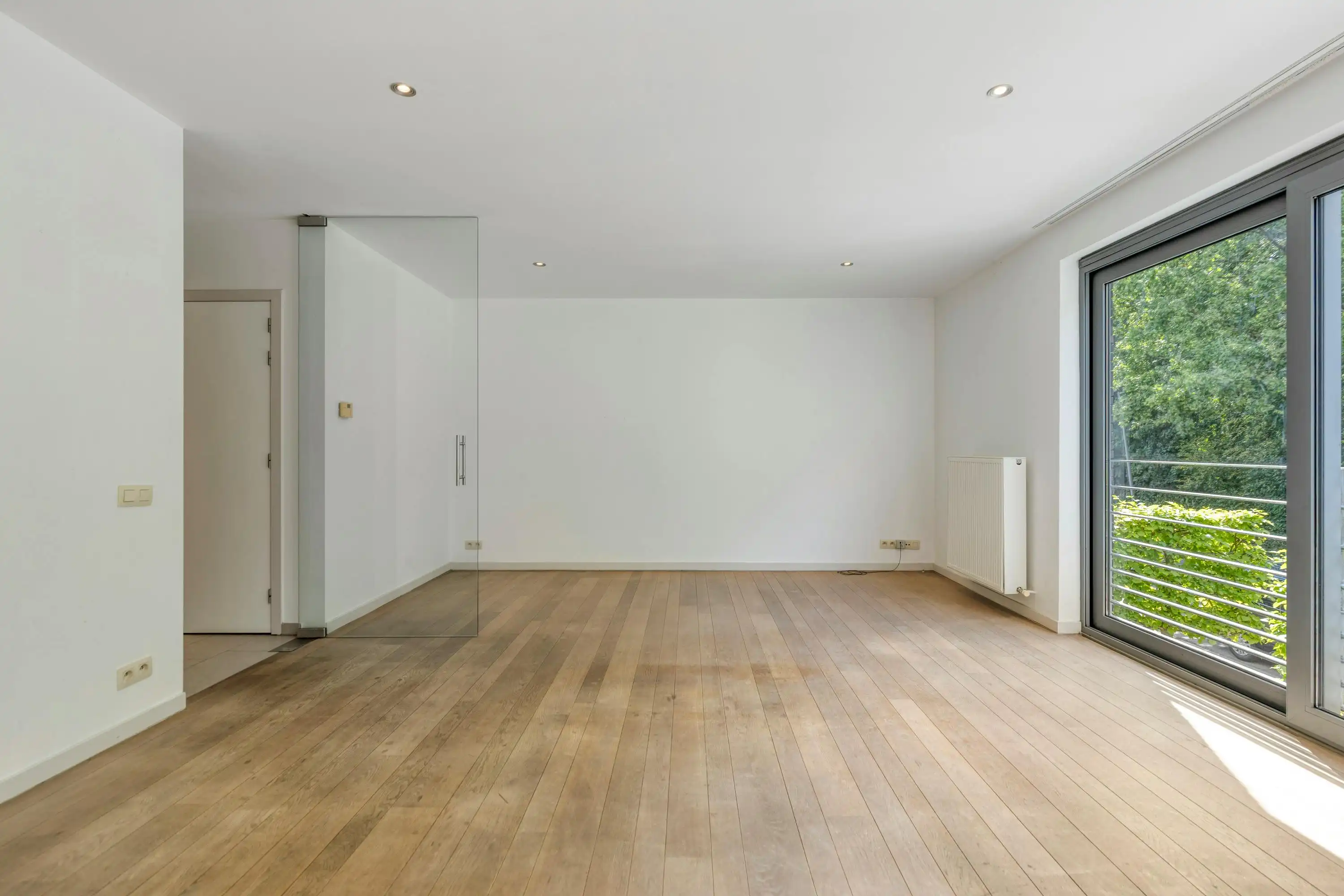 Ruim appartement met 2 slpk en garage te koop in Brasschaat foto 6